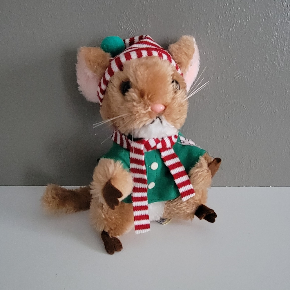 Vintage Dakin Christmas mouse plush